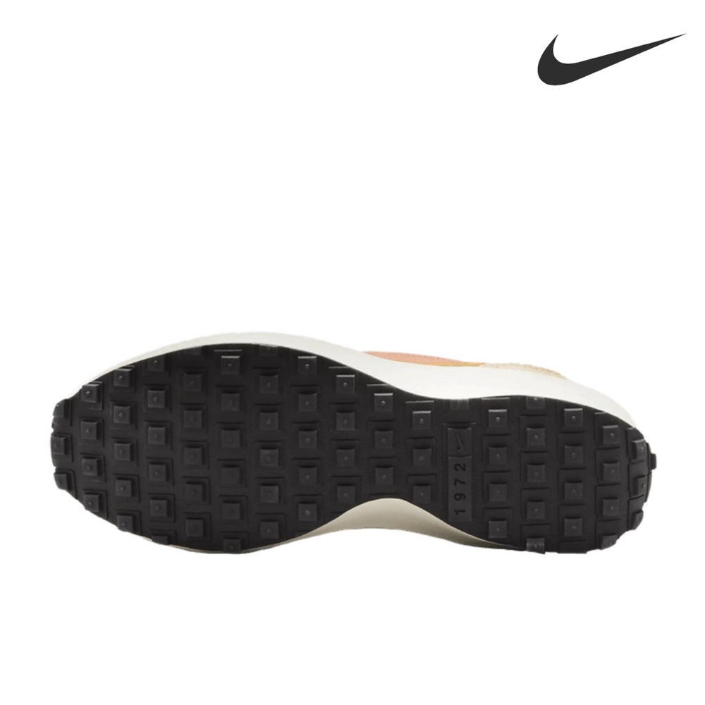 Nike Waffle Debut Vintage Women's Shoes - Tan/Orange - NIB - Picture 9 of 9